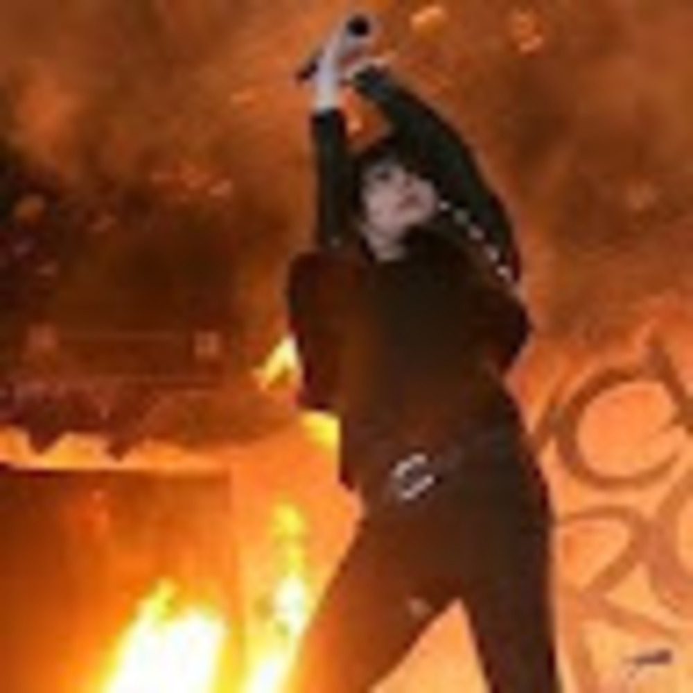 Meet your Posher, Evie